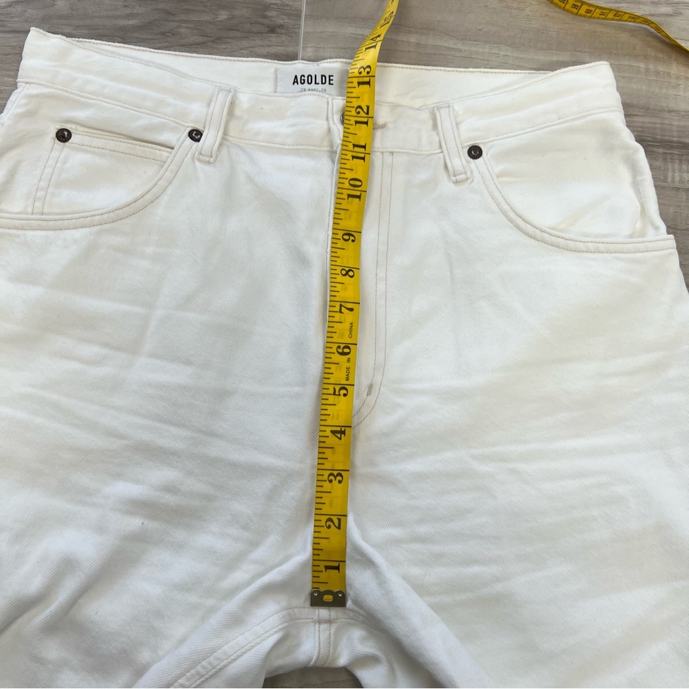 Agolde Pinch Waist Ultra High Rise Short in Cumulus (White) Size 29 - Picture 7 of 15